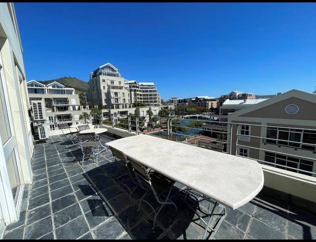 315M² OFFICE TO LET IN WATERFRONT